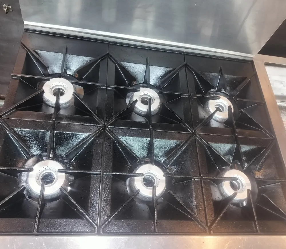 Commercial Kitchen Stovetop Cleaning and Reconditioning